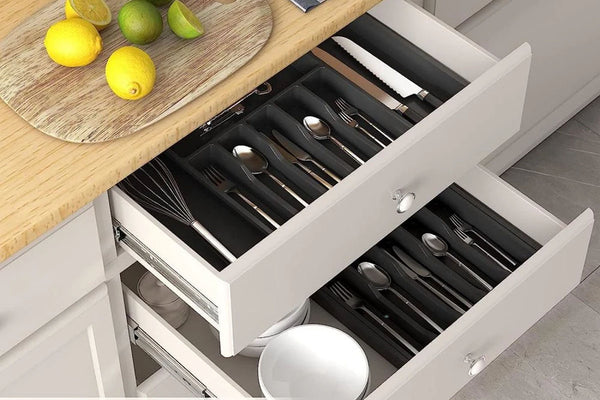 Expandable Utensil Tray Kitchen Drawer Organizer for Forks Knives