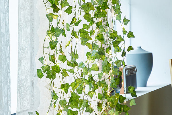 10-Meter 100LED Artificial Ivy Leaves Light String Battery-powered Light String