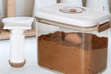 2.7L Vacuum Food Storage Container with Lid Strainer Vacuum Pump