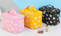 Daisy Printed Cosmetic Bag